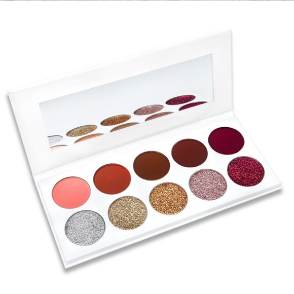 Ebony\'s Beauty Hair & Skincare  Eyeshadow palette